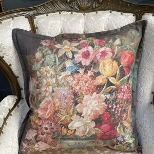 Linen Scatter-Flower Art 60x60